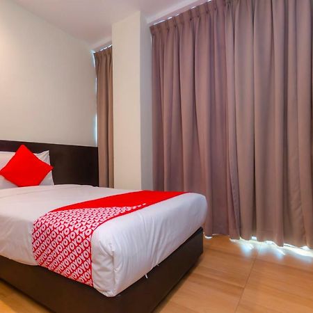 Wf Hotel Джохор-Бару Екстер'єр фото